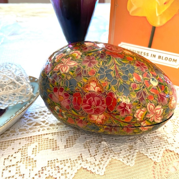 Kasmiri “Easter” Egg Handmade 5” Gold/Beautiful Colors One-of-A-Kind All Season - Picture 10 of 10